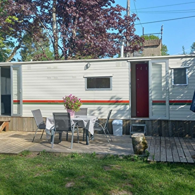 Camping de Lormes - l'Etang du Goulot