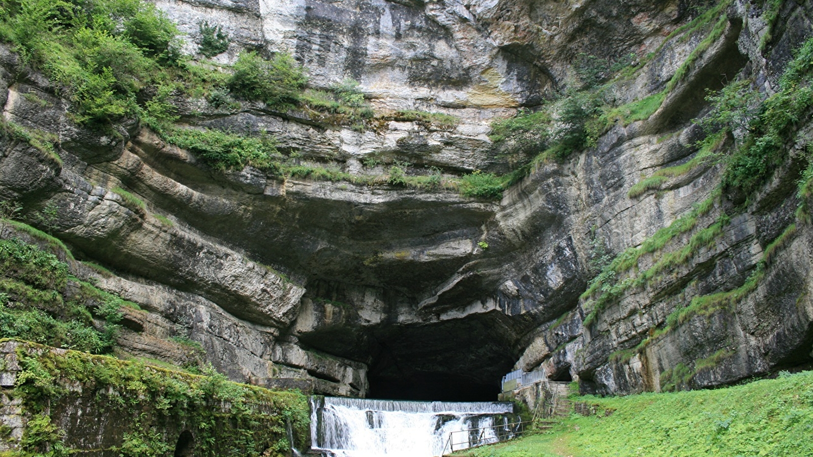 VFF-048 - De Mouthier-Haute-Pierre à Pontarlier