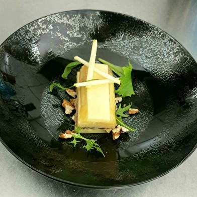 La Cerise sur le Château