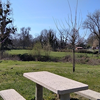 Aire de pique-nique Le Montet - PALINGES