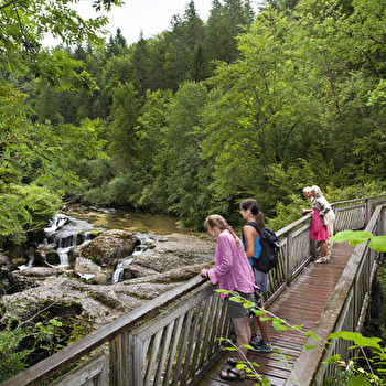 La promenade de la roue et des Marmites - SAINT-GERMAIN-DE-JOUX