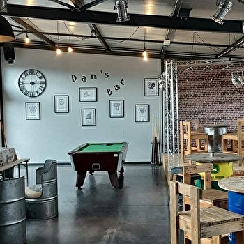 Dan's Bar - bar - RIOZ