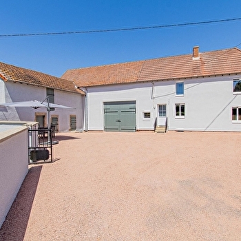 Chez Jean - BOIS-SAINTE-MARIE