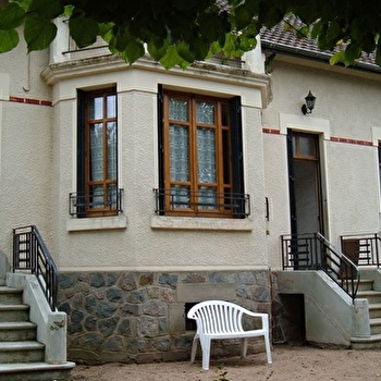 LES  GITES  BOURBONNIENS n° 37 - BOURBON-LANCY