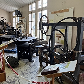 La maison du bois et de la forêt - MOUCHARD