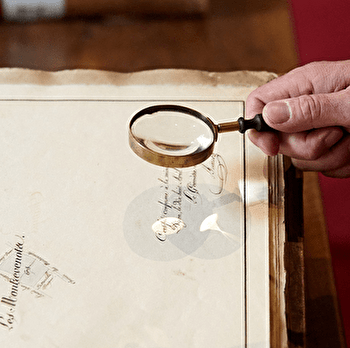 Hôtel-Dieu - Hospices de Beaune  
2026 - MOUVEMENT(S)
[ATELIER DE CALLIGRAPHIE] Plumes & Archives - BEAUNE