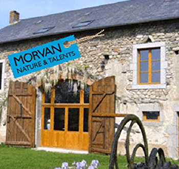 Gîtes des Haterons
 - QUARRE-LES-TOMBES