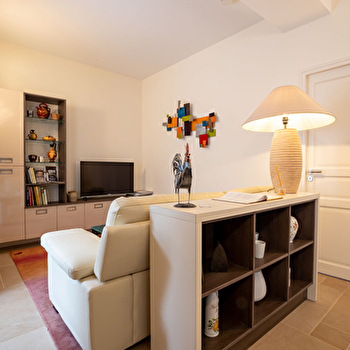 La maison 'côté rue' - SAINT-ROMAIN