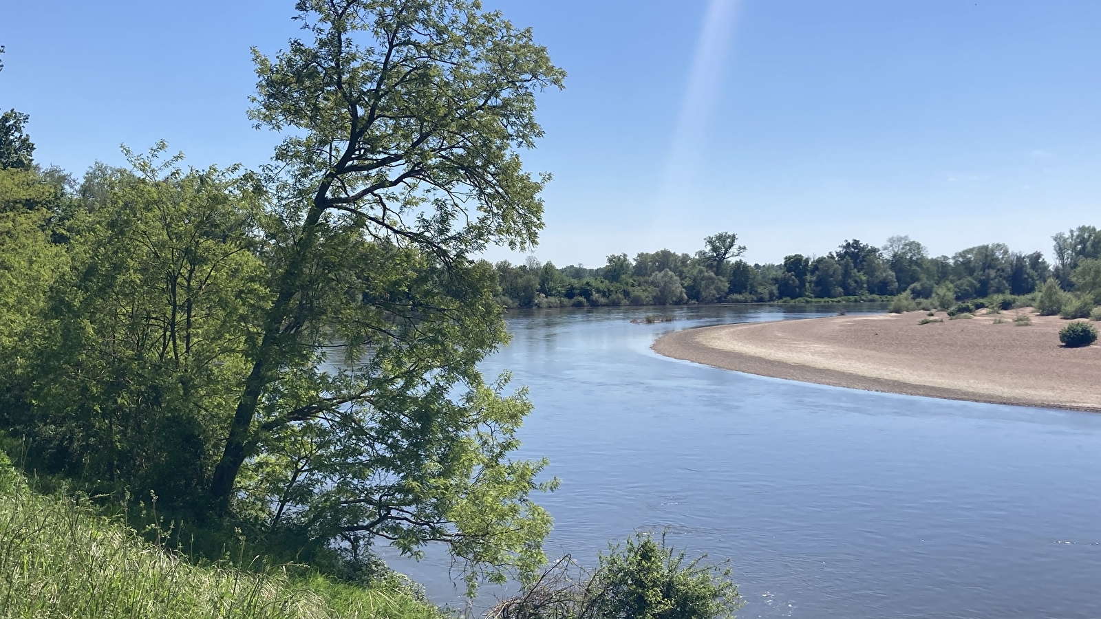 Boucle Loire / Cercy - Charrin - Montambert - Fours