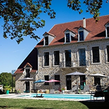 Le 49 Côté Parc et SPA - DOMBLANS