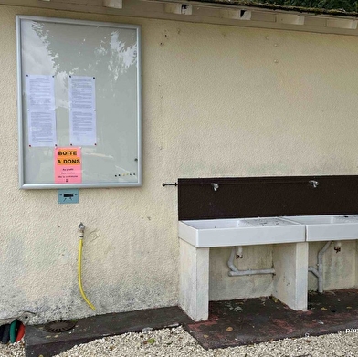 Aire de camping-car d'Entrains sur Nohain