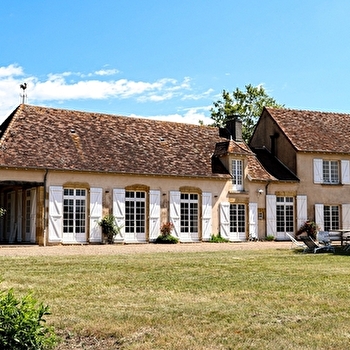 Gîte de 'La Terre des Pierres' - VINDECY