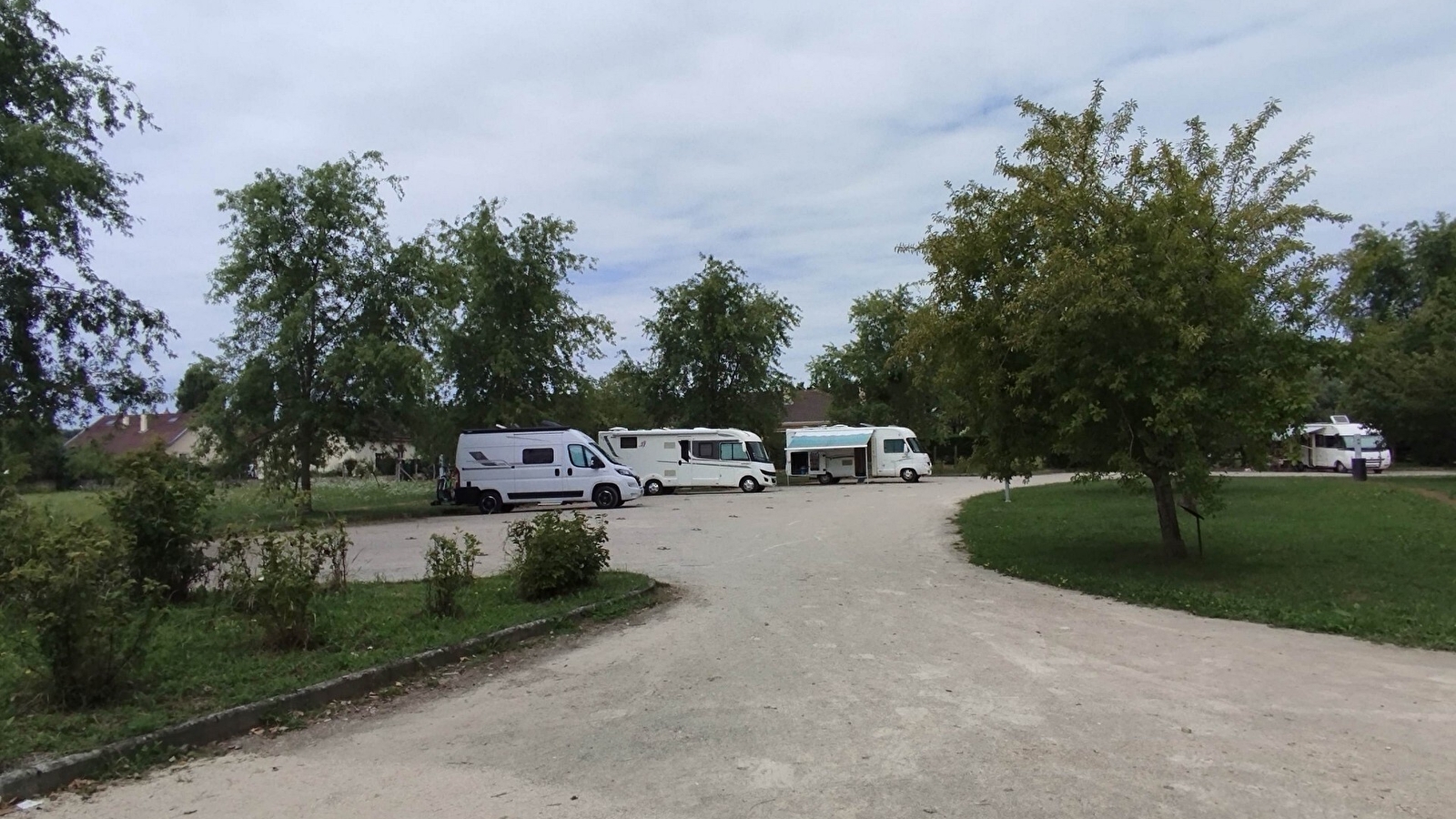 Aire de camping-cars de Louhans le Port