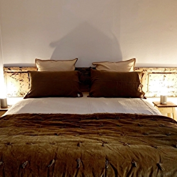 La Croix au Maître - AUXERRE