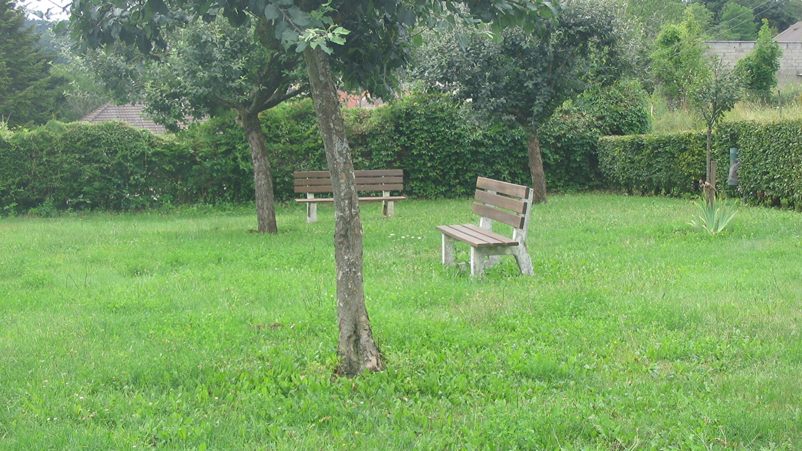 Aire de pique-nique du Chemin de Barboron