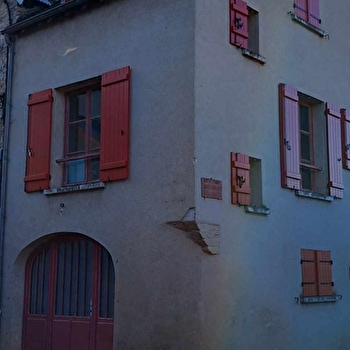 L'Hirondelle de la Ruelle - Noyers-sur-Serein - NOYERS