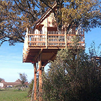 L'Arche de Noé - Cabane dans les Arbres - AUXY