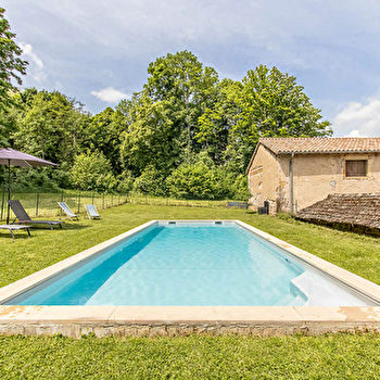 Gîte de la Combe Darroux - LA CHAPELLE-DE-GUINCHAY