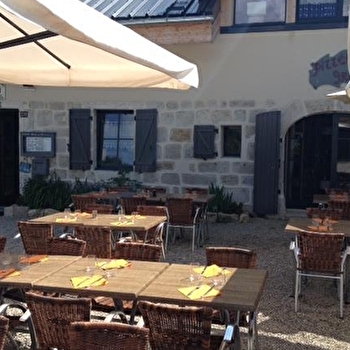 Restaurant Grill Pizzeria LA FRUITIERE - LES ROUSSES