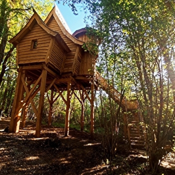 CABANE FEERIQUE SPA - Domaine de la Combe Rossignol - VERNOIS-LES-VESVRES