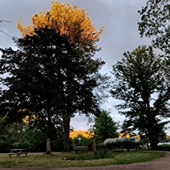 Camping de Lormes - l'Etang du Goulot - LORMES