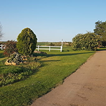 Golf Public du Nivernais - MAGNY-COURS