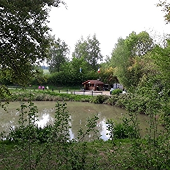 Camping de la Boutière - SAINT-LEGER-SOUS-BEUVRAY