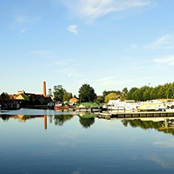 Capitainerie du Port de Digoin - DIGOIN