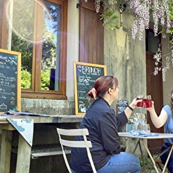 Du vent dans les fleurs  - MONTCENIS