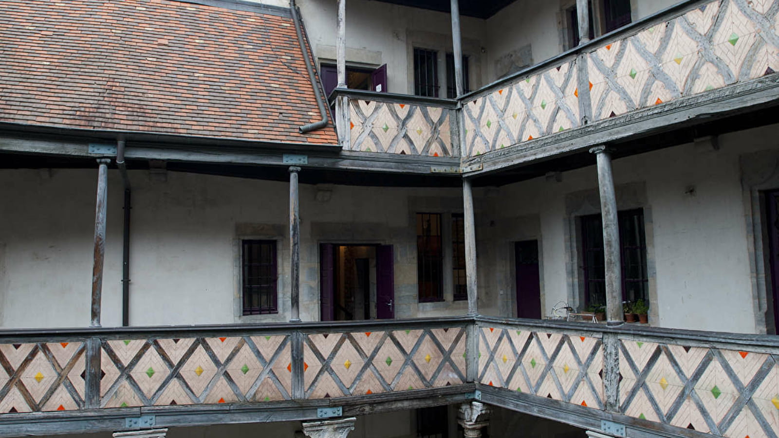 Besançon au XVIIIe,  le renouveau d'une ville française