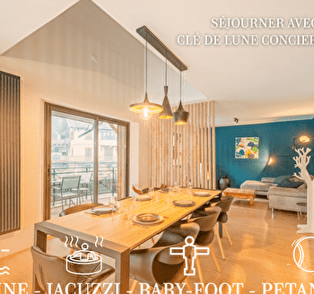 Demoiselle Loue - Piscine Privée - Bord de Rivière - ORNANS