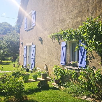 Le nid qui danse - Gîte - BAIGNES