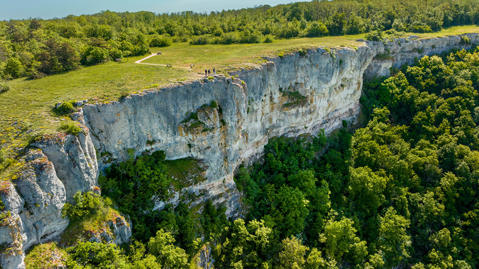 Falaises de Baulme-la-roche