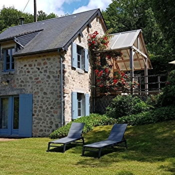 Le gîte du loup blanc - LAVAULT-DE-FRETOY