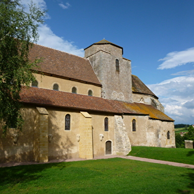 Église Saint-Pierre et Saint-Benoît