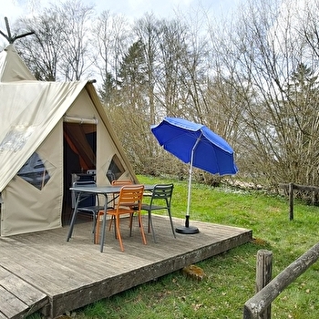 Location hébergements Tipis n°5 de 4 personnes Lac des Settons Morvan - Activital - MONTSAUCHE-LES-SETTONS