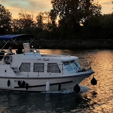Rêves de Saône Location de bateaux avec ou SANS permis