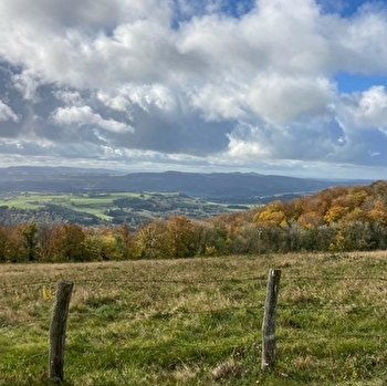 Aire de camping-cars - VYT-LES-BELVOIR