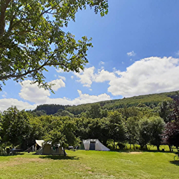 Le Petit Papillon, mini-camping & chambres d'hôtes - CUSSY-EN-MORVAN