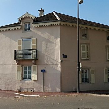 Meublés Aimé et Julie - Appartement 45m² - LUXEUIL-LES-BAINS