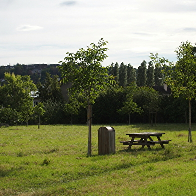 Aire de pique-nique du verger de la Croix des brûlés 