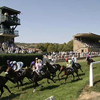 Hippodrome de Cluny - CLUNY