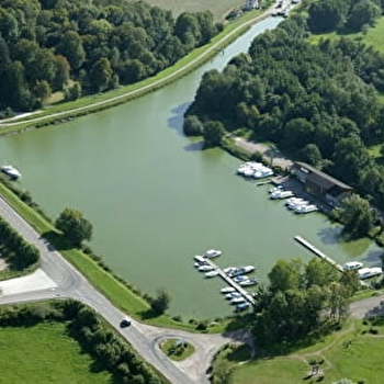 Port de plaisance - SCEY-SUR-SAONE-ET-SAINT-ALBIN