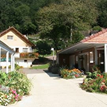 Camping Municipal Sous Roche - AVALLON