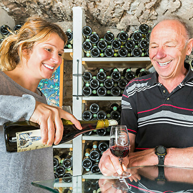 Domaine Besancenot - Visite Dégustation: Plaisir Gourmand 5 vins avec gougères