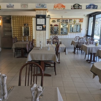 Le Relais de la Vallée - HYEVRE-PAROISSE