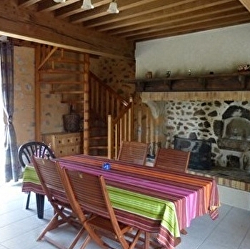 Gîte La Maison - CHAUMARD