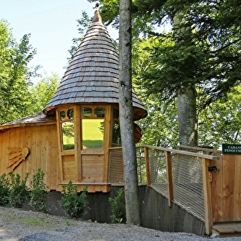 Cabanes dans les arbres - GENEUILLE