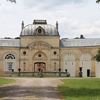 Meublé de tourisme au château - SCEY-SUR-SAONE-ET-SAINT-ALBIN