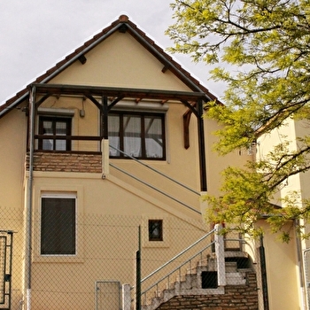 Gîtes de Montvaltin - Grand studio - LE BREUIL